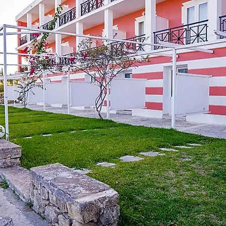 Palatino מלון 3*