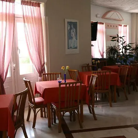 Palatino Отель Ликсури